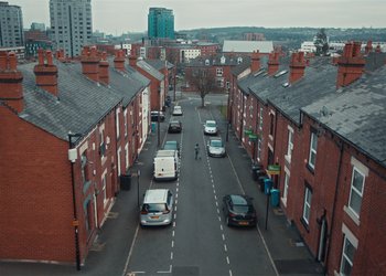 Movie still from “Adelphi Music Factory - Javelin (Calling Out Your Name)” (2019), directed by Fanny Hoetzeneder – Extreme Wide shot, High angle