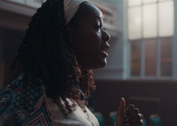 Movie still from “Adelphi Music Factory - Javelin (Calling Out Your Name)” (2019), directed by Fanny Hoetzeneder – Close Up shot, Over the shoulder angle