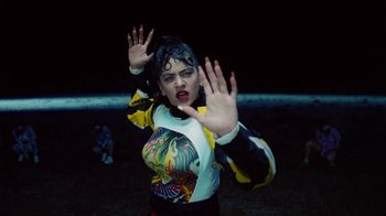 Movie still from “Rosalía - De Aquí No Sales” (2019), directed by Diana Kunst – Medium shot, High angle