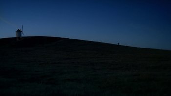 Movie still from “Rosalía - De Aquí No Sales” (2019), directed by Diana Kunst – Extreme Wide shot, Low angle