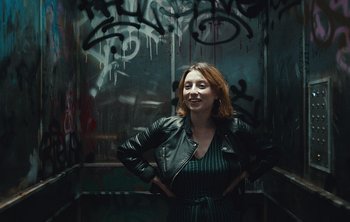 Movie still from “Wilkinson - I Need” (2018), directed by Charlotte Regan – Medium shot, Low angle