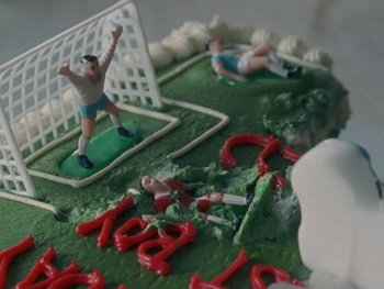 Movie still from “Sam Fender - Dead Boys” (2018), directed by Vincent Haycock – Extreme Close Up shot, High angle