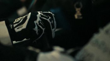 Movie still from “Sophie Hunger - Tricks” (2018), directed by Matilda Finn – Extreme Close Up shot, Overhead angle