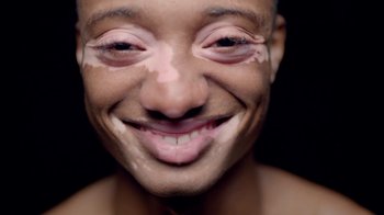 Movie still from “Thirty Seconds To Mars - Rescue Me” (2018), directed by Mark Romanek – Extreme Close Up shot, Overhead angle