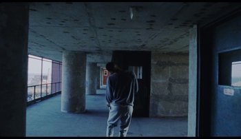 Movie still from “Bearcubs - Underwaterfall” (2018), directed by Salomon Ligthelm – Wide shot, Low angle