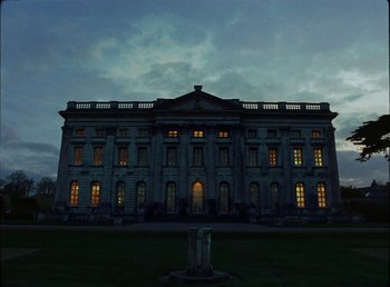 Movie still from “Young Fathers - Toy” (2018), directed by Salomon Ligthelm – Extreme Wide shot, Low angle