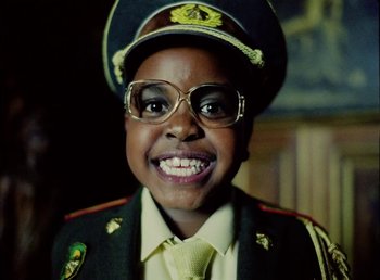 Movie still from “Young Fathers - Toy” (2018), directed by Salomon Ligthelm – Close Up shot, Low angle