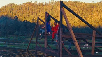 Movie still from “A.CHAL - Cuánto” (2018), directed by Dexter Navy – Wide shot, Low angle