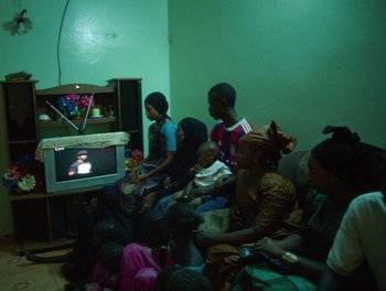 Movie still from “Seinabo Sey - I Owe You Nothing” (2018), directed by Sheila Johansson – Wide shot, High angle