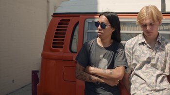 Movie still from “I Love LA - Starcrawler” (2017), directed by Autumn de Wilde – Medium shot, Low angle