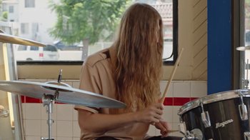Movie still from “I Love LA - Starcrawler” (2017), directed by Autumn de Wilde – Medium shot, Over the shoulder angle