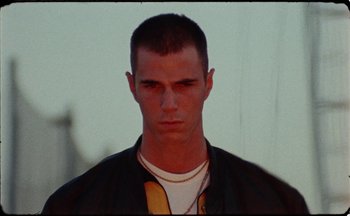 Movie still from “C.Tangana - Caballo Ganador” (2017), directed by Diana Kunst – Close Up shot, Low angle