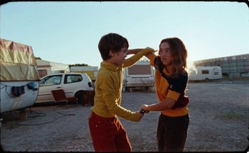 Movie still from “C.Tangana - Caballo Ganador” (2017), directed by Diana Kunst – Medium shot, Low angle