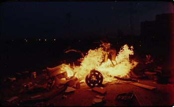 Movie still from “C.Tangana - Caballo Ganador” (2017), directed by Diana Kunst – Wide shot, High angle