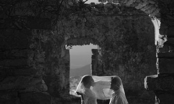 Movie still from “alt-J - 3WW” (2017), directed by Young Replicant – Wide shot, High angle