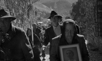 Movie still from “alt-J - 3WW” (2017), directed by Young Replicant – Medium shot, High angle