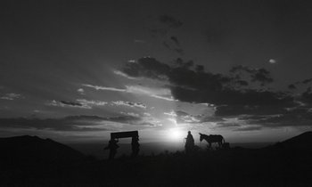 Movie still from “alt-J - 3WW” (2017), directed by Young Replicant – Extreme Wide shot, Low angle