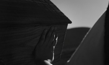 Movie still from “alt-J - 3WW” (2017), directed by Young Replicant – Extreme Close Up shot, Low angle