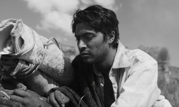 Movie still from “alt-J - 3WW” (2017), directed by Young Replicant – Close Up shot, Low angle