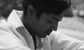 Movie still from “alt-J - 3WW” (2017), directed by Young Replicant – Close Up shot, High angle