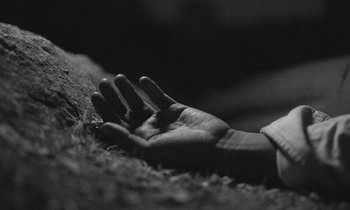 Movie still from “alt-J - 3WW” (2017), directed by Young Replicant – Extreme Close Up shot, High angle