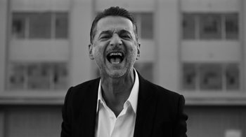 Movie still from “Depeche Mode - Where’s the Revolution” (2017), directed by Anton Corbijn – Close Up shot, Low angle