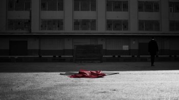 Movie still from “Depeche Mode - Where’s the Revolution” (2017), directed by Anton Corbijn – Extreme Wide shot, High angle