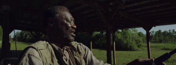 Movie still from “Frankie Sinatra - The Avalanches” (2016), directed by Manu Cossu – Close Up shot, Over the shoulder angle