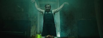 Movie still from “Frankie Sinatra - The Avalanches” (2016), directed by Manu Cossu – Medium shot, Low angle