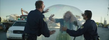 Movie still from “Frankie Sinatra - The Avalanches” (2016), directed by Manu Cossu – Medium shot, Low angle