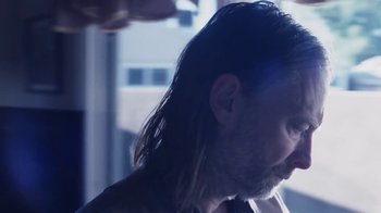 Movie still from “Radiohead - Daydreaming” (2016), directed by Paul Thomas Anderson – Close Up shot, Over the shoulder angle