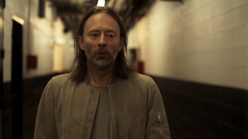 Movie still from “Radiohead - Daydreaming” (2016), directed by Paul Thomas Anderson – Close Up shot, Over the shoulder angle