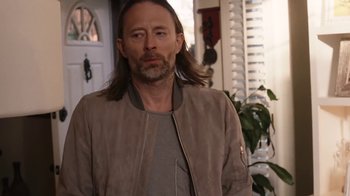 Movie still from “Radiohead - Daydreaming” (2016), directed by Paul Thomas Anderson – Medium shot, Over the shoulder angle