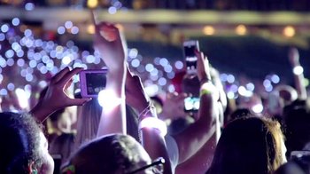 Movie still from “Taylor Swift - New Romantics” (2016), directed by Jonas Åkerlund – Medium shot, Low angle