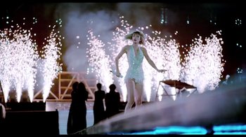 Movie still from “Taylor Swift - New Romantics” (2016), directed by Jonas Åkerlund – Wide shot, Low angle