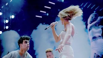 Movie still from “Taylor Swift - New Romantics” (2016), directed by Jonas Åkerlund – Medium shot, Over the shoulder angle