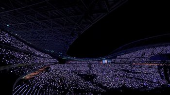 Movie still from “Taylor Swift - New Romantics” (2016), directed by Jonas Åkerlund – Extreme Wide shot, High angle