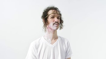 Movie still from “Darwin Deez - The Mess She Made” (2015), directed by Oscar Hudson – Close Up shot, Low angle