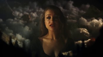 Movie still from “Joanna Newsom - Divers” (2015), directed by Paul Thomas Anderson – Medium shot, High angle