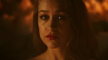 Movie still from “Joanna Newsom - Divers” (2015), directed by Paul Thomas Anderson – Close Up shot, Low angle