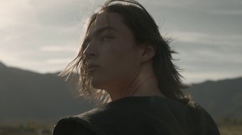 Movie still from “Cold Specks - Neuroplasticity” (2015), directed by Young Replicant – Close Up shot, Low angle