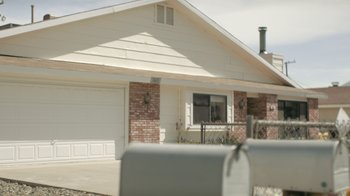 Movie still from “Cold Specks - Neuroplasticity” (2015), directed by Young Replicant – Wide shot, Low angle