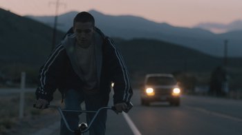 Movie still from “Cold Specks - Neuroplasticity” (2015), directed by Young Replicant – Medium shot, Low angle