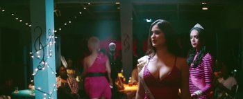 Movie still from “Little Dragon - Pretty Girls” (2014), directed by Nabil Elderkin – Medium shot, Low angle