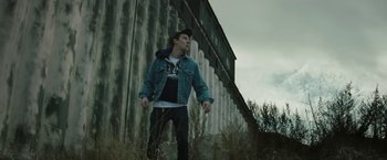 Movie still from “Lorde - Team” (2013), directed by Young Replicant – Medium shot, Low angle