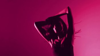 Movie still from “Hook N Sling & Chris Willis - Magnet” (2013), directed by Ryan Staake – Extreme Close Up shot, Overhead angle