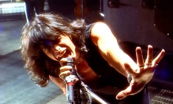 Movie still from “Aerosmith - Janie’s Got A Gun” (1989), directed by David Fincher – Extreme Close Up shot, Overhead angle