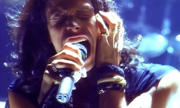 Movie still from “Aerosmith - Janie’s Got A Gun” (1989), directed by David Fincher – Extreme Close Up shot, Overhead angle