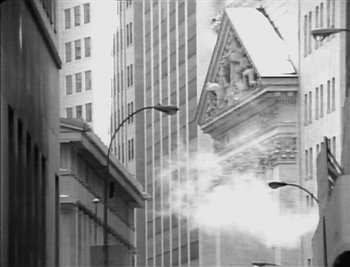 Movie still from “Sting - Englishman In New York” (1988), directed by David Fincher – Extreme Wide shot, Low angle