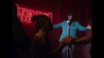 Movie still from “Gregory Porter - Revival” (2020), directed by Douglas Bernardt – Wide shot, Over the shoulder angle